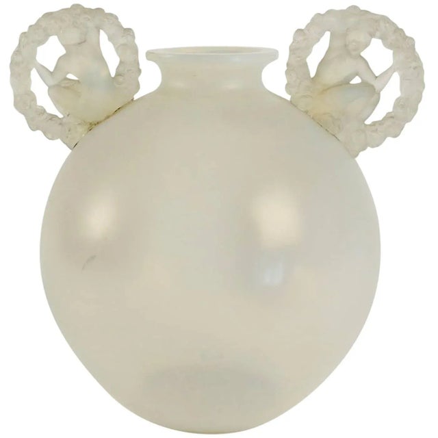 White Vintage Opalescent Ronsard Vase by René Lalique For Sale - Image 8 of 8