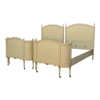 Early 20th Century Antique Louis XIV Style Pale Cream Butter Yellow Painted Twin Beds - a Pair For Sale