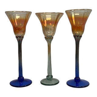 Late 20th Century Rick Strini Signed Iridescent Amber & Cobalt Tulip Art Glass Goblets, Set of 3 For Sale