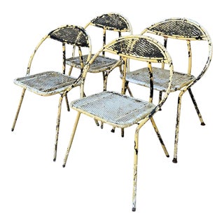 Vintage MCM Hoop Folding Wrought Iron Table and Chairs For Sale