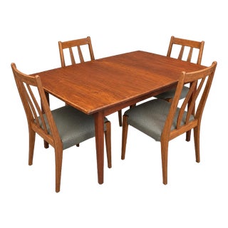 Mid-Century Dining Table from Gordon Russell and Danish Teak Chairs from Dyrlund, 1960s, Set of 5 For Sale