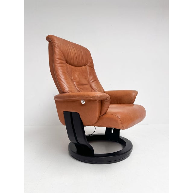 Relax Chair with Ottoman by Hjort Knudsen, 1990s For Sale - Image 4 of 18