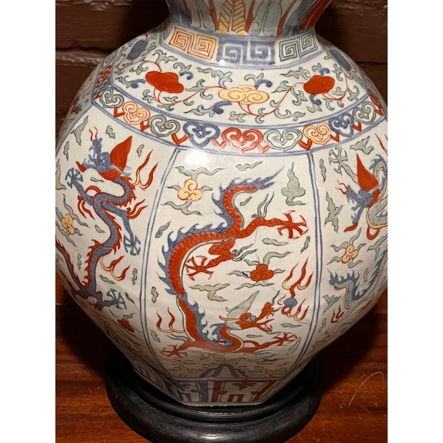 Chinese Vintage 23" Chinese Wucai Octagonal Double Gourd Dragon Vase Jiajing Mark For Sale - Image 3 of 6