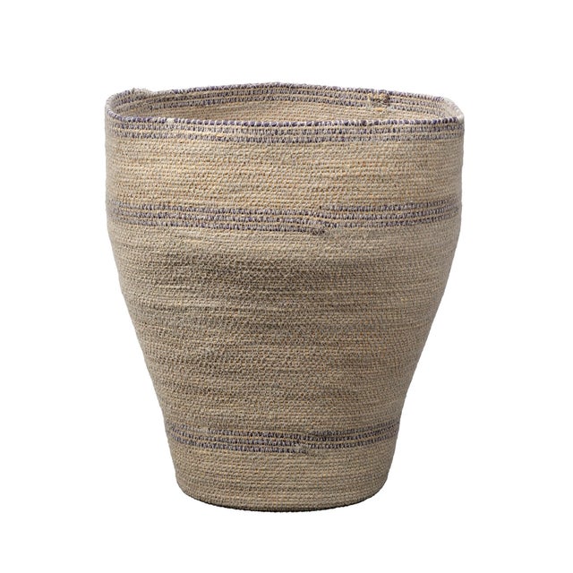 Jamie Young Trophy Basket in Seagrass with Blue Accents For Sale In Los Angeles - Image 6 of 6