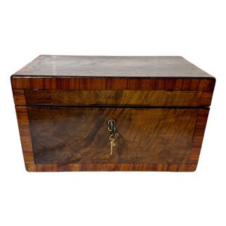 Early 19th Century English Regency Burr Walnut Two-Compartment Tea Caddy Box For Sale
