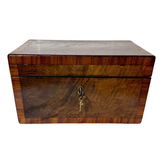 Early 19th Century English Regency Burr Walnut Two-Compartment Tea Caddy Box For Sale