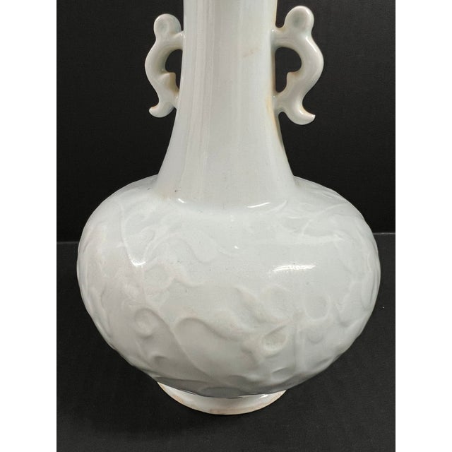 Ceramic Late 20th Century Chinese Art Antique White Glazed Porcelain Qingbai Vase For Sale - Image 7 of 11