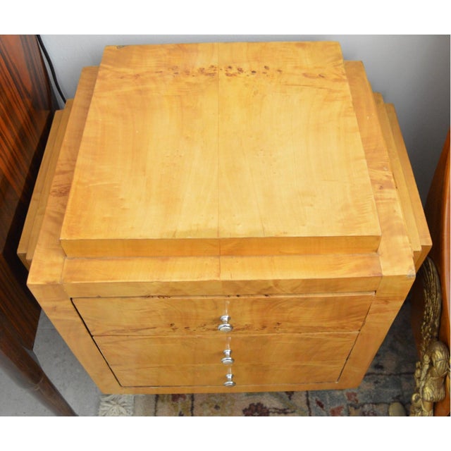 Art Deco Mid-Century Art Deco Burl Wood Side Table or Night Stand For Sale - Image 3 of 12