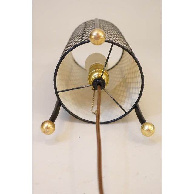 1950s Atomic Modern 3-Leg Expanded Metal Fiberglass CylinderTable Lamp - Isamu Noguchi No. 9 For Sale - Image 9 of 10