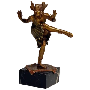 Lady Dancer Figurine in Bronze by Bruno Zach for Bergmann, Vienna, 1920s
