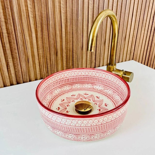 1) Elevate the Beauty of your bathroom with our Custom Sink. This ceramic vessel sink is skillfully handcrafted by our...