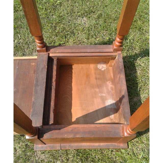 Antique 1860s American Cherry Wood One Drawer Stand Nightstand Side Table For Sale - Image 11 of 12
