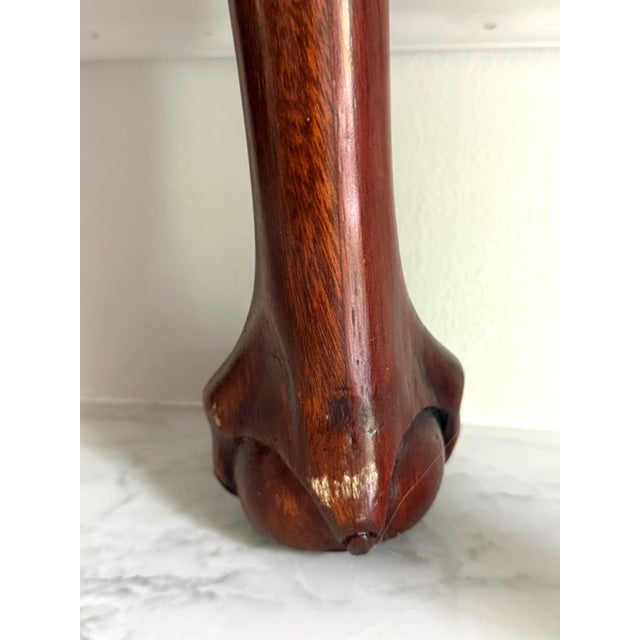 Off-white Vintage Thornton White Charleston South Carolina Chippendale Style Carved Mahogany Footstool 18.25"h X17"x15" For Sale - Image 8 of 18