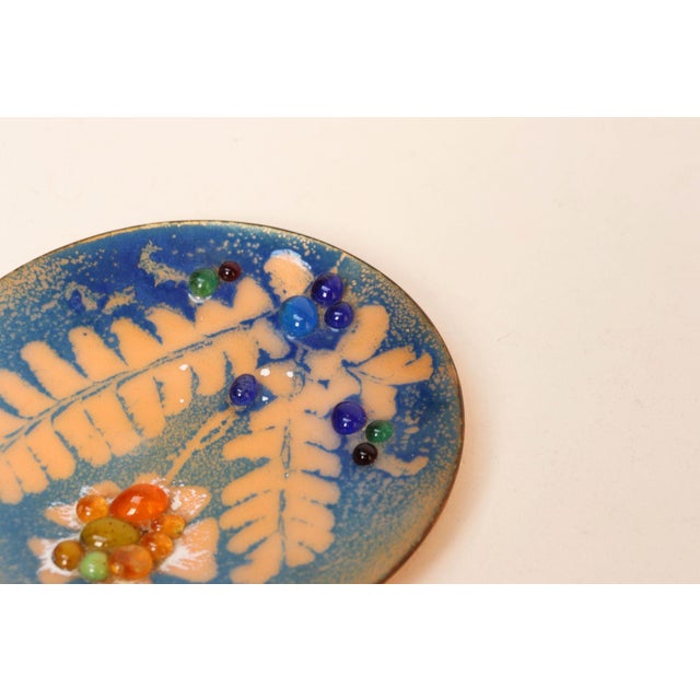 Small Mid-Century American Modern Blue and Peach Botanical Enamel on Copper Dish For Sale - Image 9 of 11