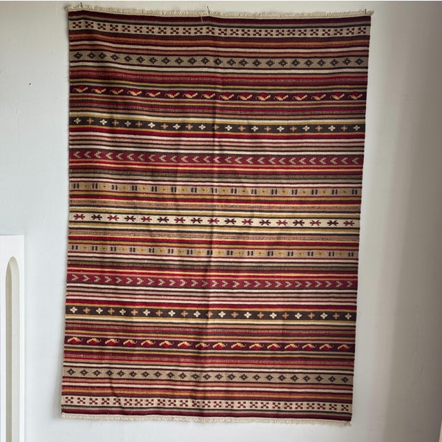 Large Indian White Rug with Red, Yellow and White Stripes and Geometric Friezes, Base, 1980s For Sale - Image 6 of 18