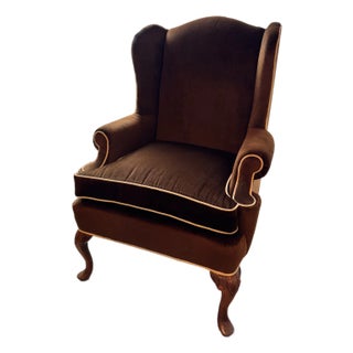 Ethan Allen Brown Velvet Wingback Chair 1970’s Cream Piping Carved Wood Legs For Sale