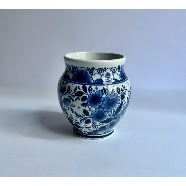 Delft Hand Painted Blue & White Floral Porcelain Vase, 1960's For Sale - Image 16 of 16