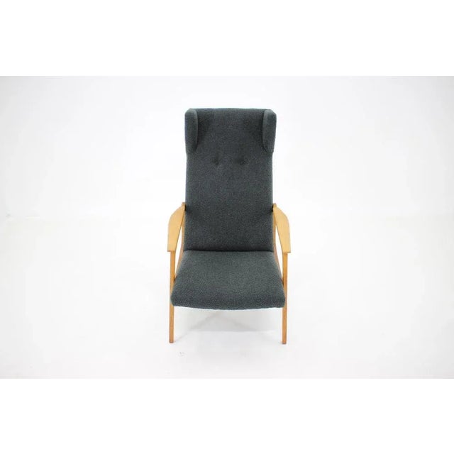 1960s Oak & Bouclé Upholstery Wing Chair, Czechoslovakia, 1960s For Sale - Image 5 of 11