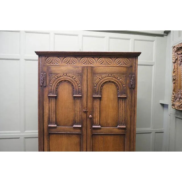 Arts and Crafts Hallway Wardrobe in Oak, 1950s For Sale - Image 4 of 8