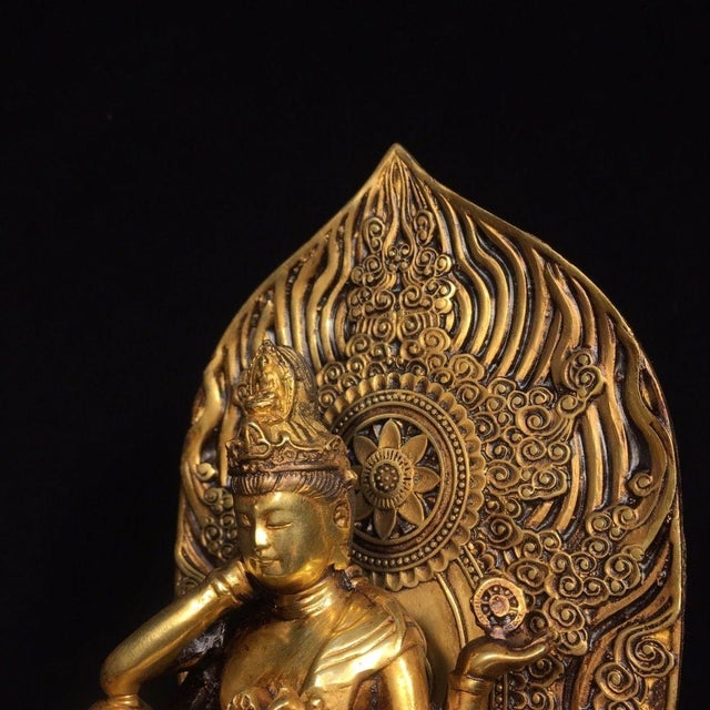 Metal Late 20th Century Gilt Bronze Avalokiteshvara Statue Seated Guanyin Deity 12" For Sale - Image 7 of 9