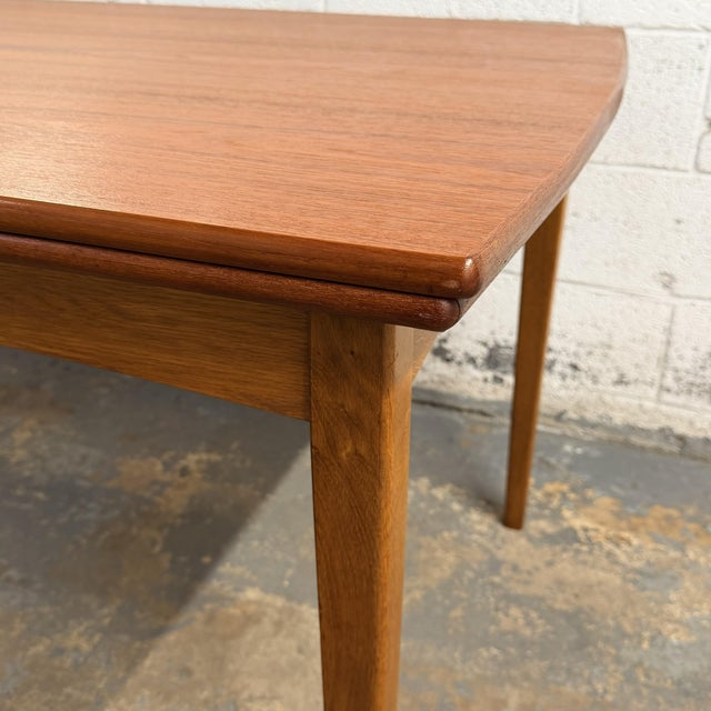 Vintage Danish 1950s Mid-Century Teak & Oak Extendable Dining Table With Two Pull-Out Leaves For Sale - Image 16 of 16