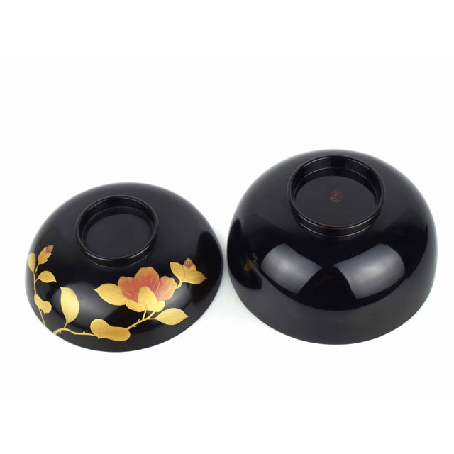 Mid 20th Century Mid 20th Century Hand Painted Laquerre Heian Zohiko Lidded Covered Rice Bowl Japan For Sale - Image 5 of 6