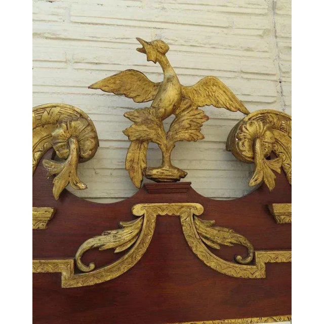 C. 1920 George III Style Gilt and Mahogany Large Mirror with Carved Gilt Bird For Sale - Image 4 of 10