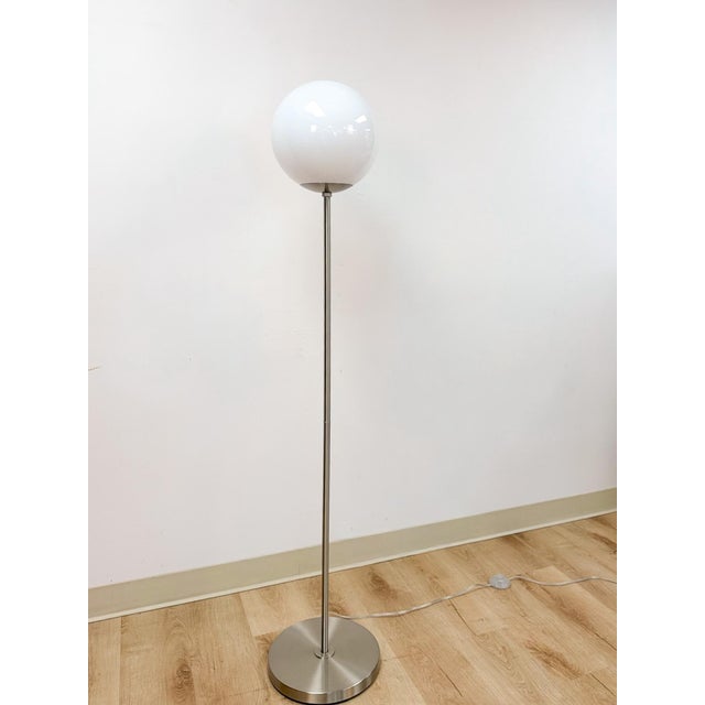 Chrome Lollipop Table Lamp Vintage MCM White Tinted Top Space Age Lighting For Sale In Tampa - Image 6 of 8
