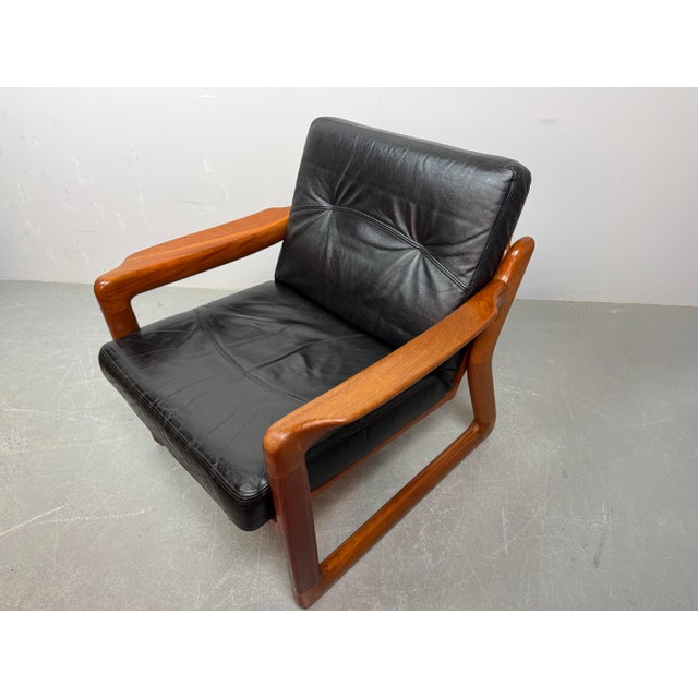 Mid-Century Teak Lounge Chairs with Black Leather Cushions attributed to Sven Ellekaer for Komfort, Denmark, 1970s, Set of 2 For Sale - Image 11 of 18