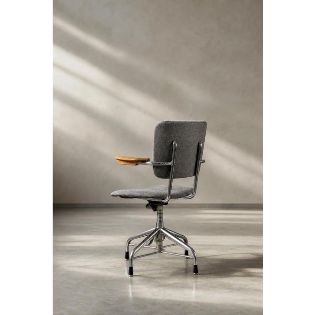 Mid-Century Scandinavian Modern Industrial Office Swivel Chair from Verkstads AB Lindqvist, 1960s For Sale - Image 4 of 18