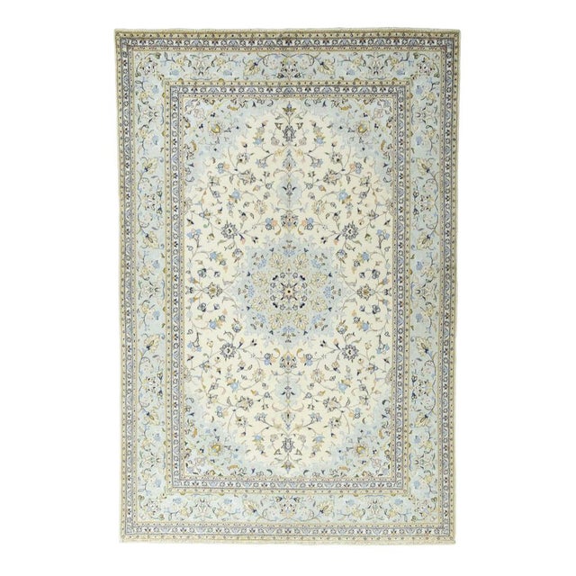 Hand-Knotted Oriental Rug Kashan Kork Rug in Pastel Shades & Fine Pile Wool, in Flawless conditions. Designed 1990 to 1999