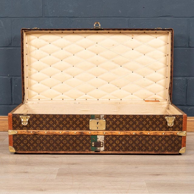 Antique French Cabin Trunk in Louis Vuitton, 1910 For Sale - Image 8 of 18