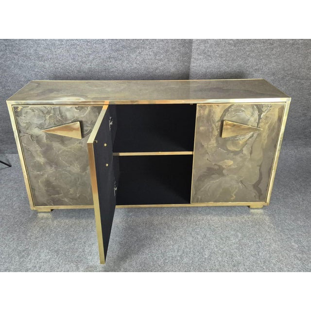 Imagine integrating into your interior design project a sideboard that is not just a piece of furniture, but a true work...