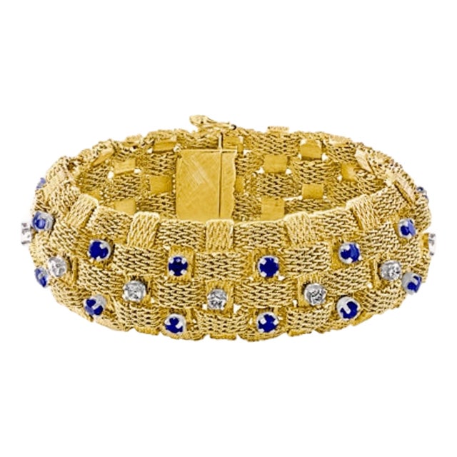 3 Carat Sapphire and 2 Carat Diamond Bracelet in 18 Karat Yellow Gold 116 Gm For Sale