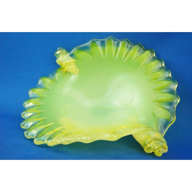 1940s Murano Glass Shell Bowl attributed to Barovier & Toso, Italy, 1940s For Sale - Image 5 of 18