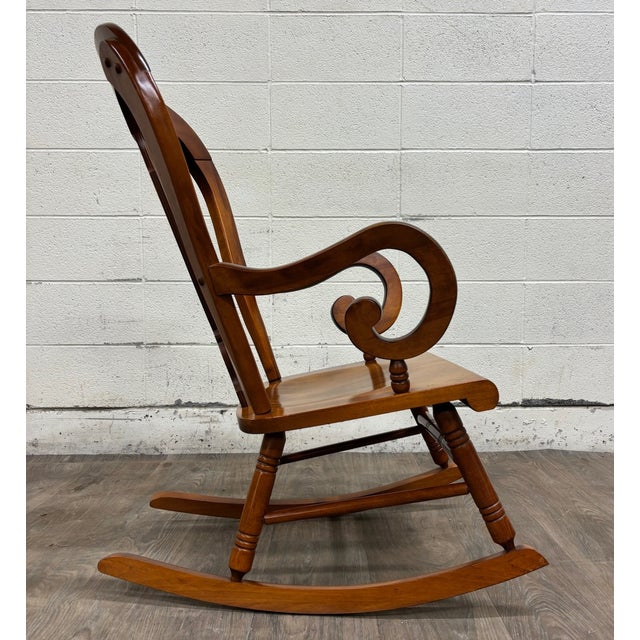 Late 20th Century Vintage Colonial or Queen Anne Style Solid Maple Balloon Back Rocking Chair For Sale - Image 5 of 10