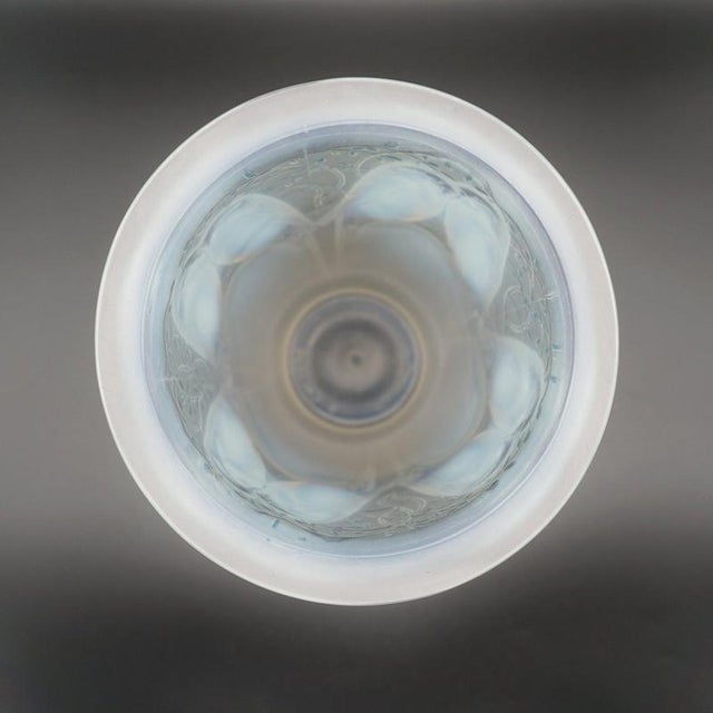 1930s Ceylon Glass Vase by Rene Lalique, 1930s For Sale - Image 5 of 9