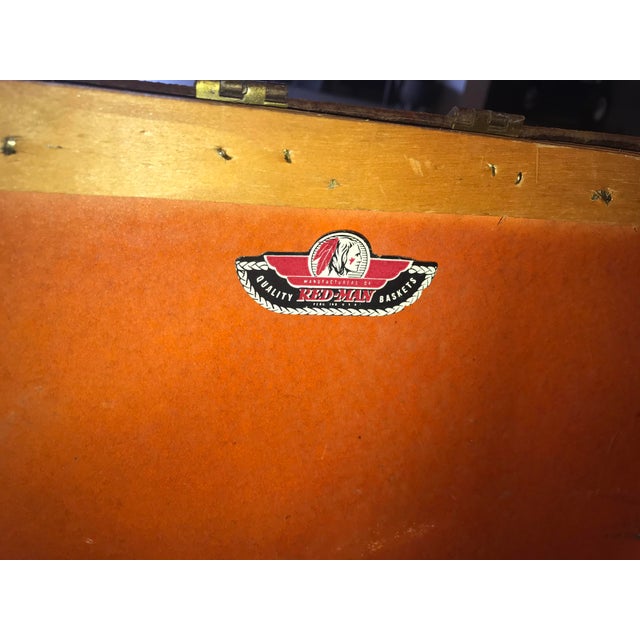 Mid-Century Modern Vintage Woven Diamond Pattern Mid-Century Picnic Basket For Sale - Image 3 of 8