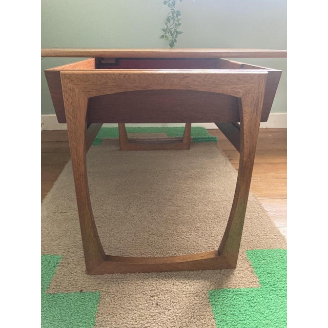 Wood Modified Teak Coffee Table with Cutlery Set by Viners of Sheffield, Set of 44 For Sale - Image 7 of 18