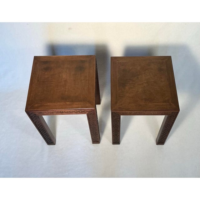 1970s Vintage Henredon Chinese Chippendale Style Mahogany Side Table Set- A Pair For Sale - Image 5 of 12