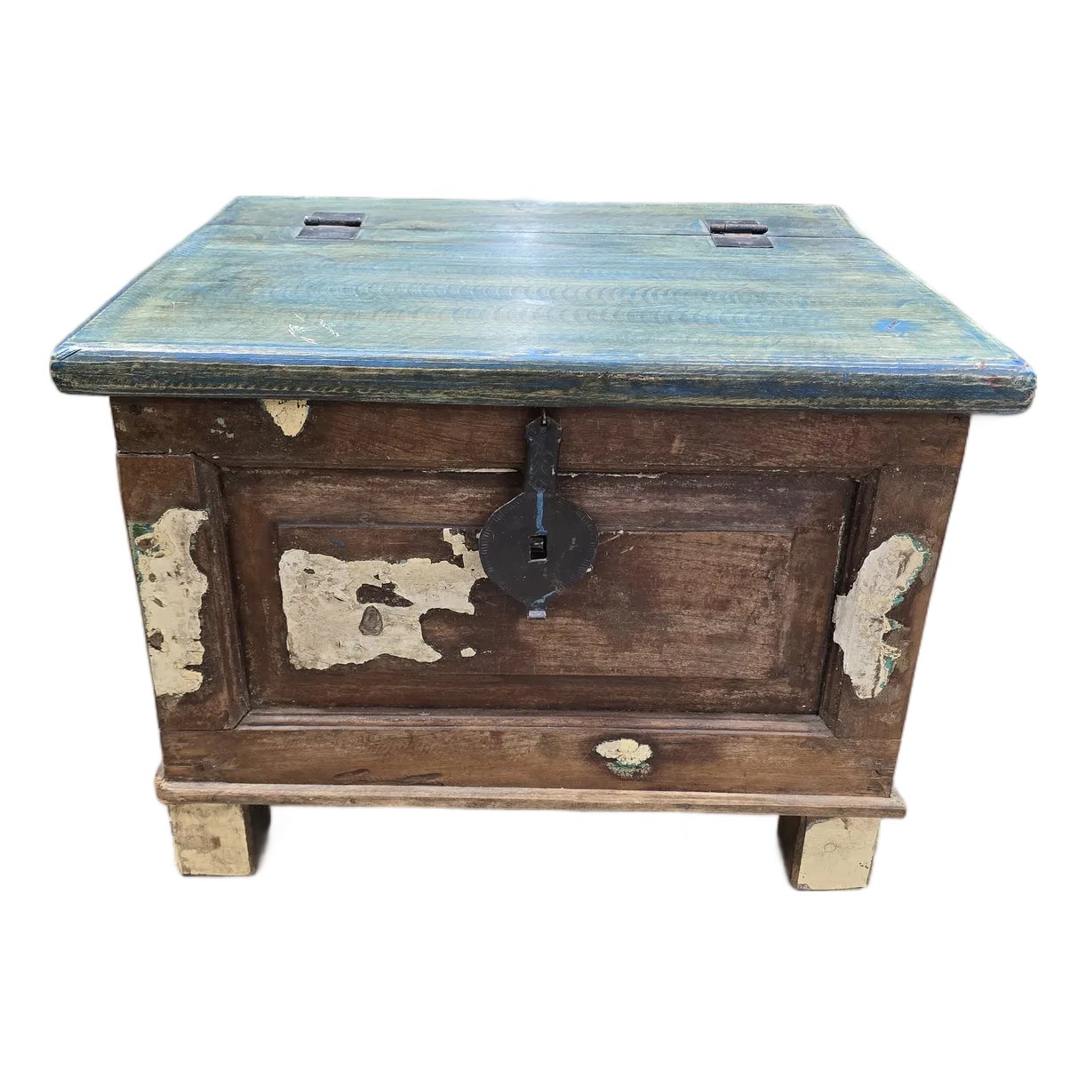 Industrial Steamer Trunk, Antique Storage / Coffee Table | Chairish