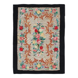 Charcoal, Red, and Green Antique American Hooked Rug With Large Flower Design 4'7"x6'6" For Sale