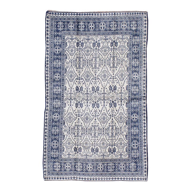 Galerie Shabab Collection Mid-20th Century Indian Cotton Agra Rug For Sale