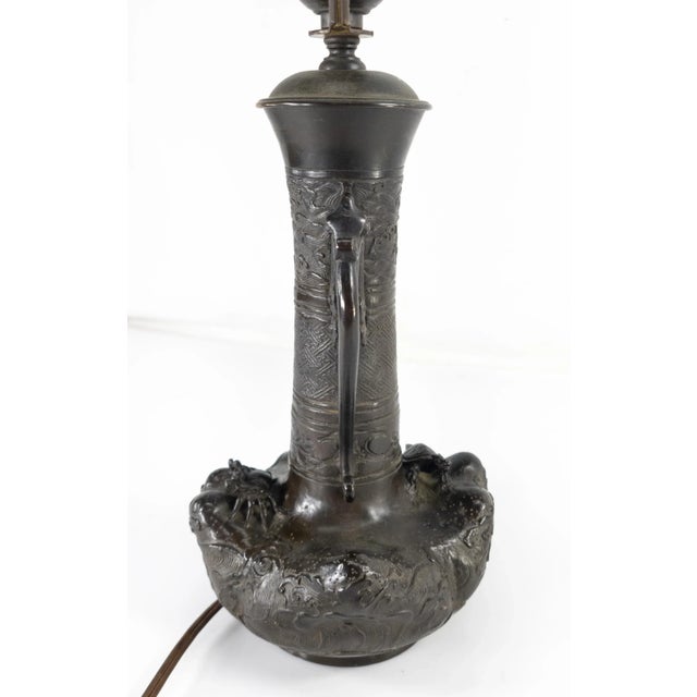 Chinoiserie Early 20th Century Chinese Chinoiserie Song or Yuan Style Bronze Table Lamp For Sale - Image 3 of 13