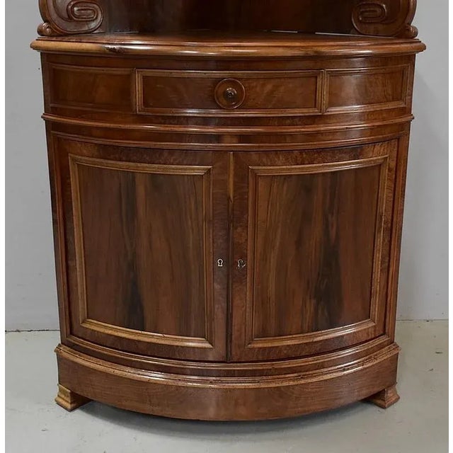 19th Century Walnut Corner Cabinets, Set of 2 For Sale - Image 18 of 18