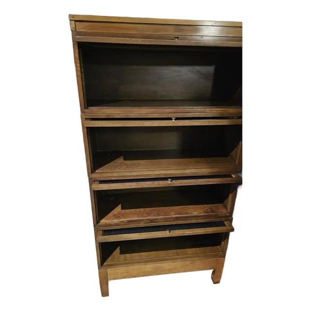 Early 20th Century 4‑module Globe‑Wernicke Mahogany Barrister Bookcase For Sale