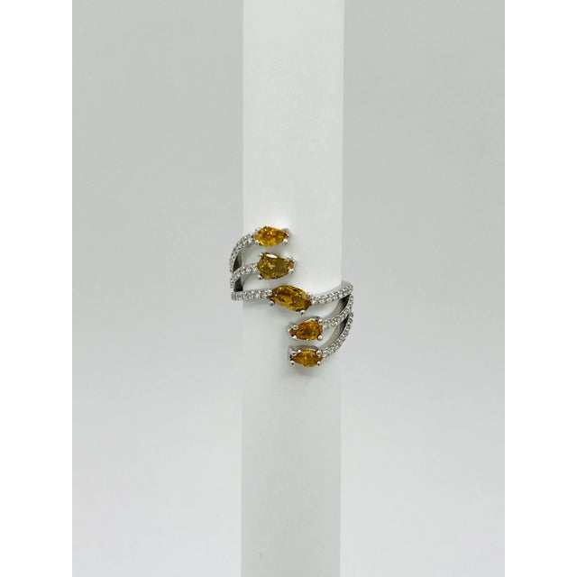 Modern Orangey Yellow Diamond and White Diamond Cocktail Ring in 18k White Gold Size 6.5 For Sale - Image 3 of 7