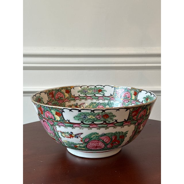 Large Chinese Export Hand Painted Bowl For Sale - Image 4 of 11
