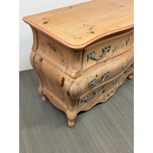 Pulaski Furniture Bombe Chest of Drawers For Sale - Image 4 of 12