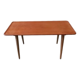 AT11 Coffee Table in Solid Teak with Oak Legs by Hans J. Wegner For Sale